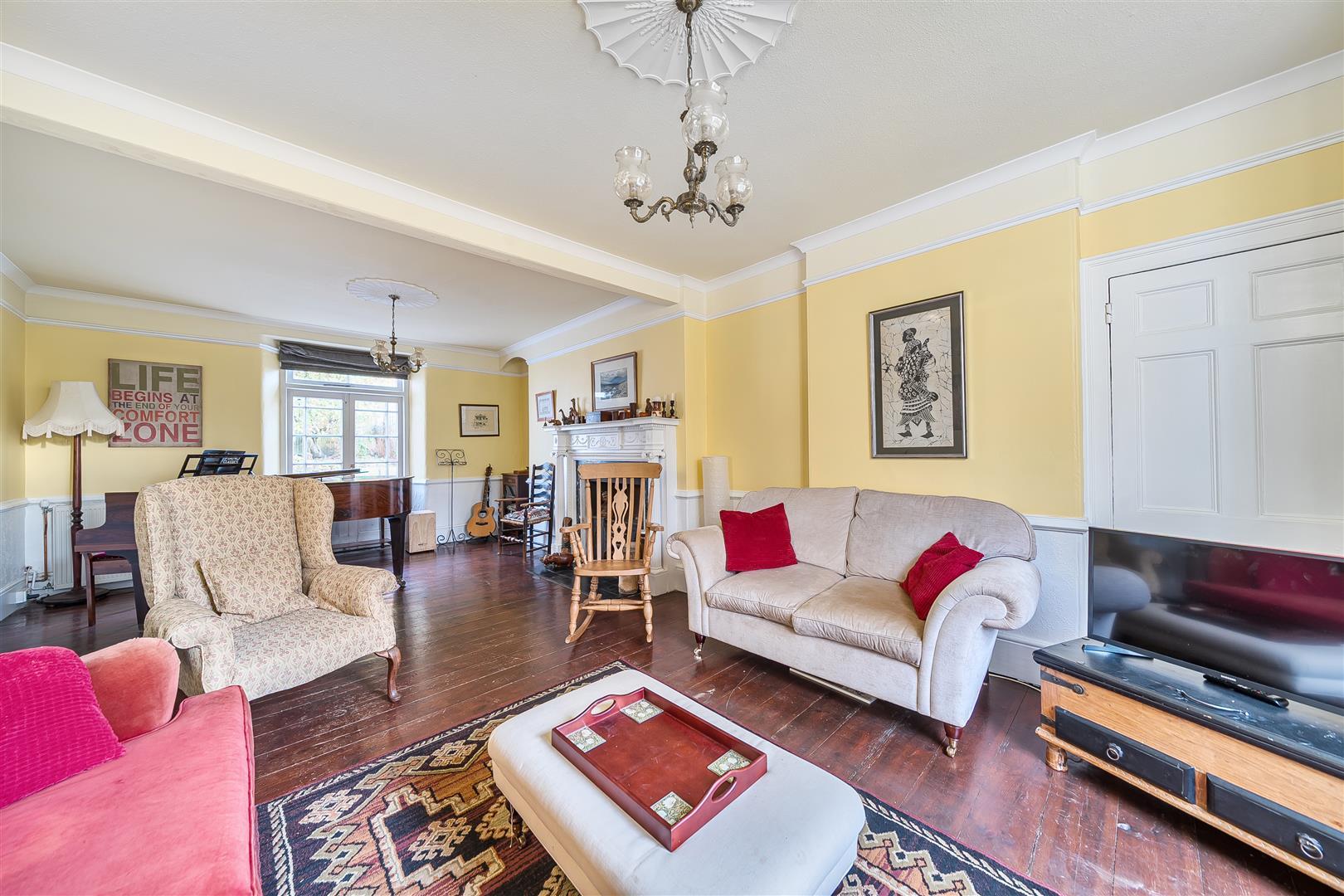 Property Image 36da95c2-1e67-4c98-8cc1-330bd44d608e