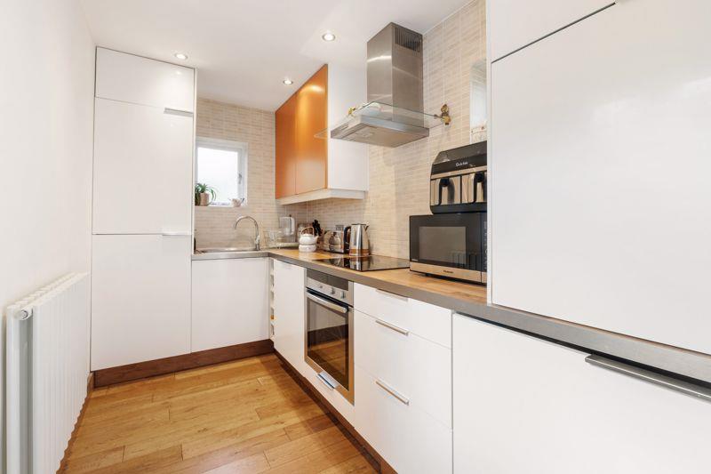 Property Image 36f109e5-de4a-4791-afb7-7e96c175a53e