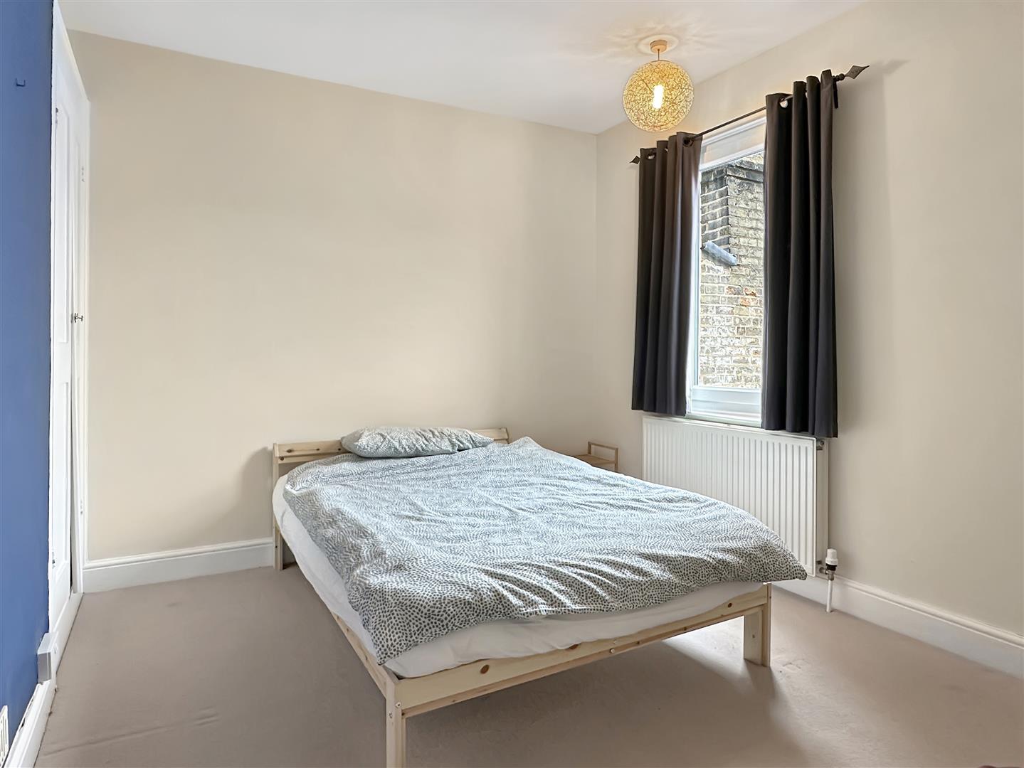 Property Image 36f203d7-b786-4406-800f-9249627d562e
