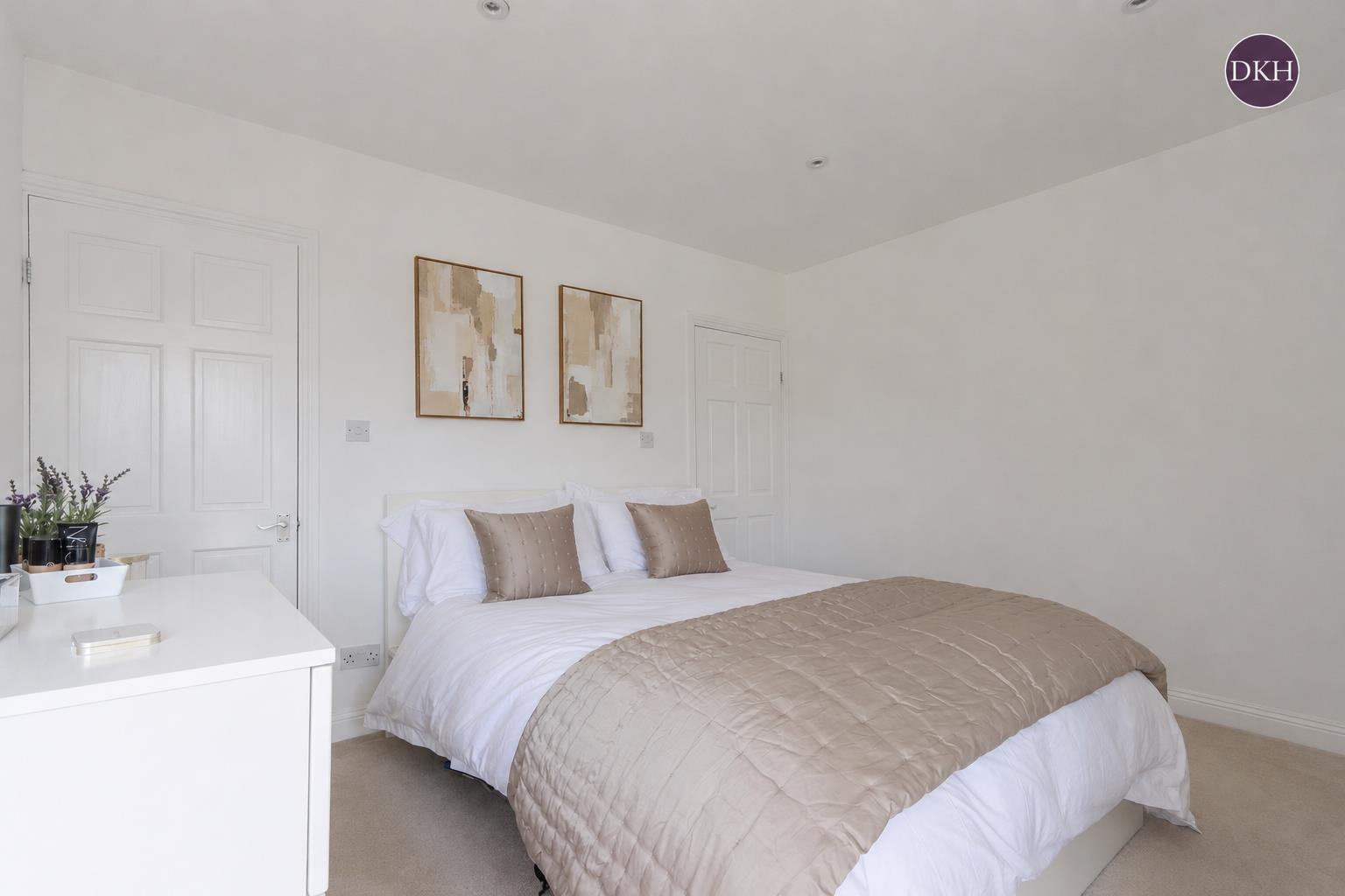 Property Image 36f3bfb8-1d87-4b8e-a3d1-3da9e741ed97