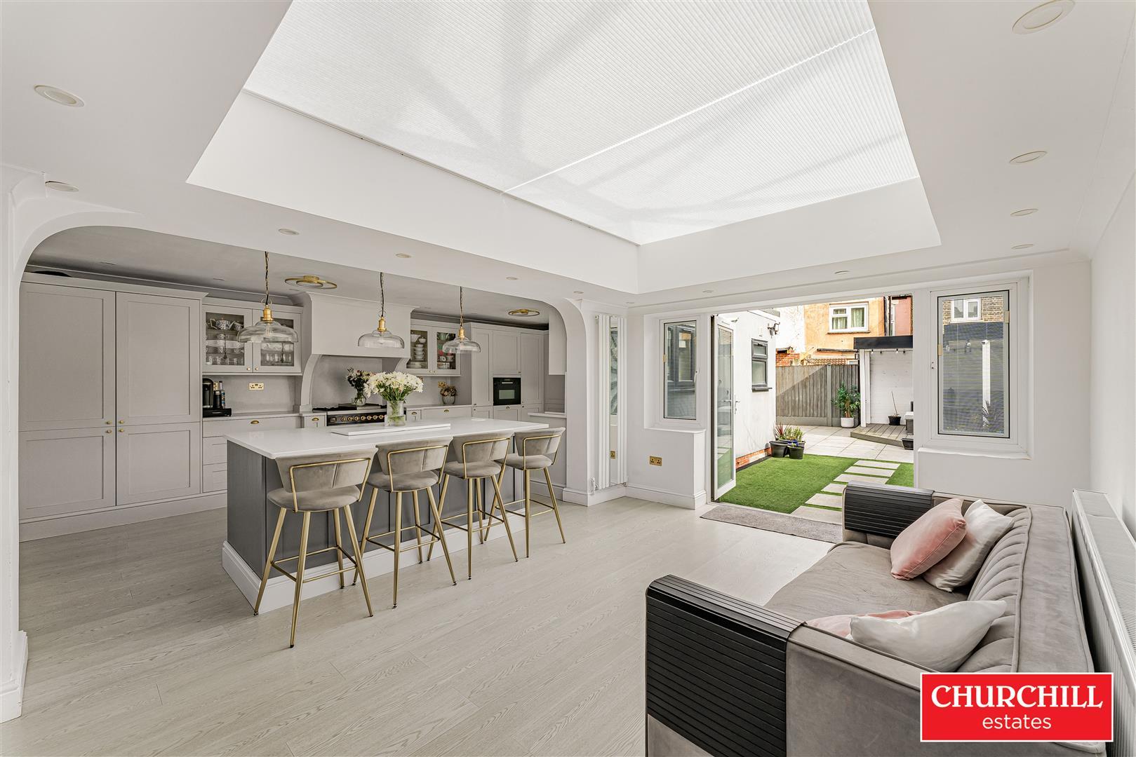 Property Image 36f43427-694f-4d7a-9b70-79bf60d0ca76