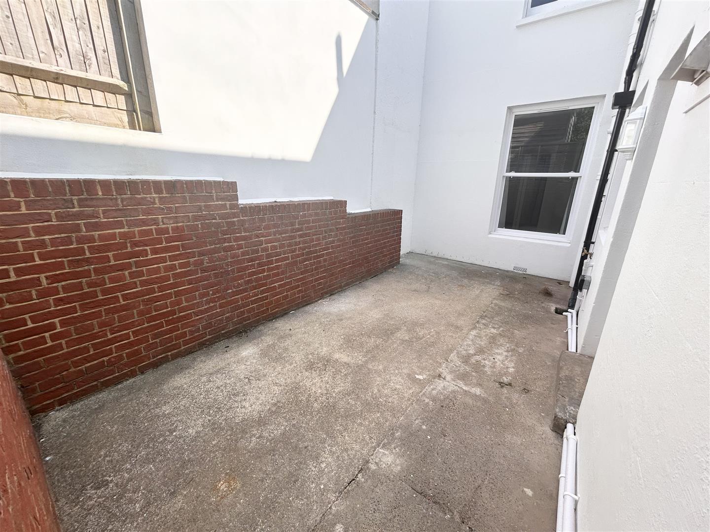 Property Image 36f6004a-1fc7-46d2-96f4-c6aa78f4ecf3