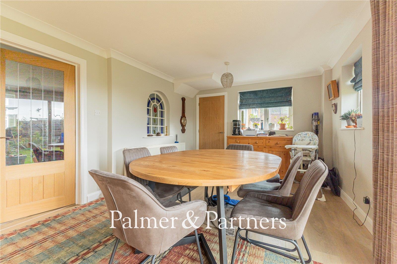 Property Image 36fadcd5-873f-41ff-9d32-278d3f8d4876