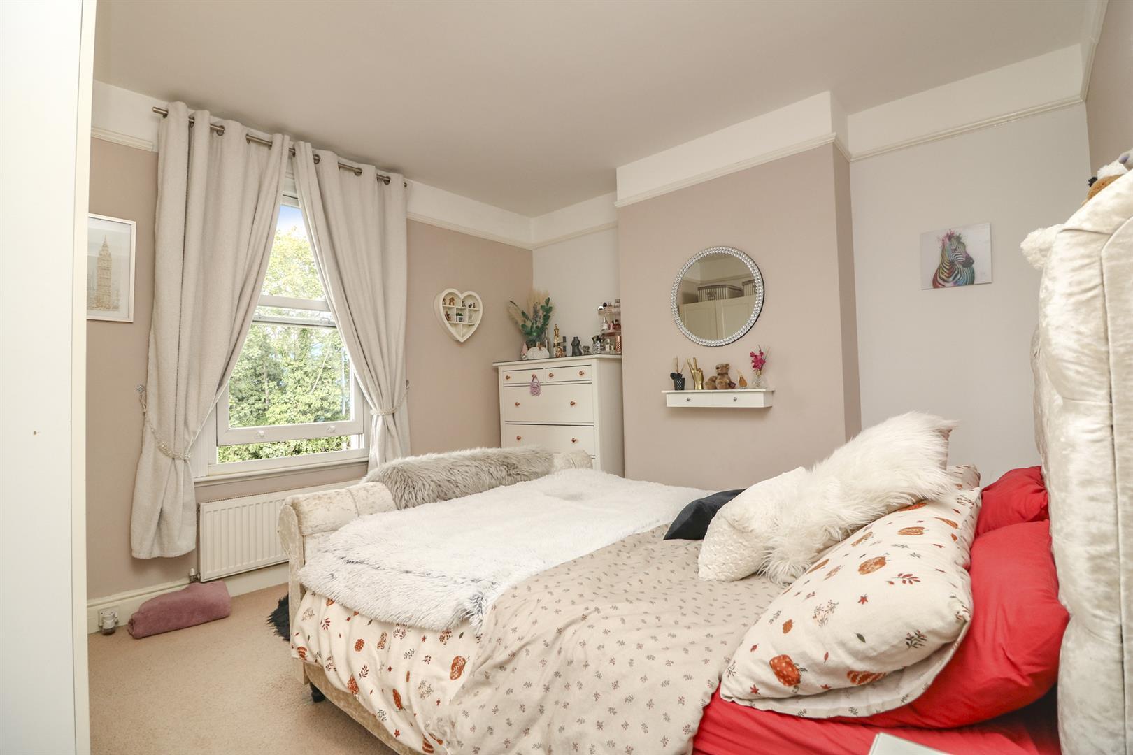 Property Image 36fb4b48-b7ff-4b77-8bb2-8d864cd0c4a9
