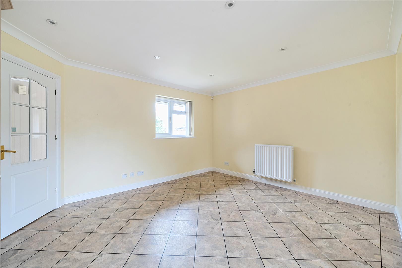 Property Image 3706a9e6-aeb2-4e4c-902a-be957e770a91