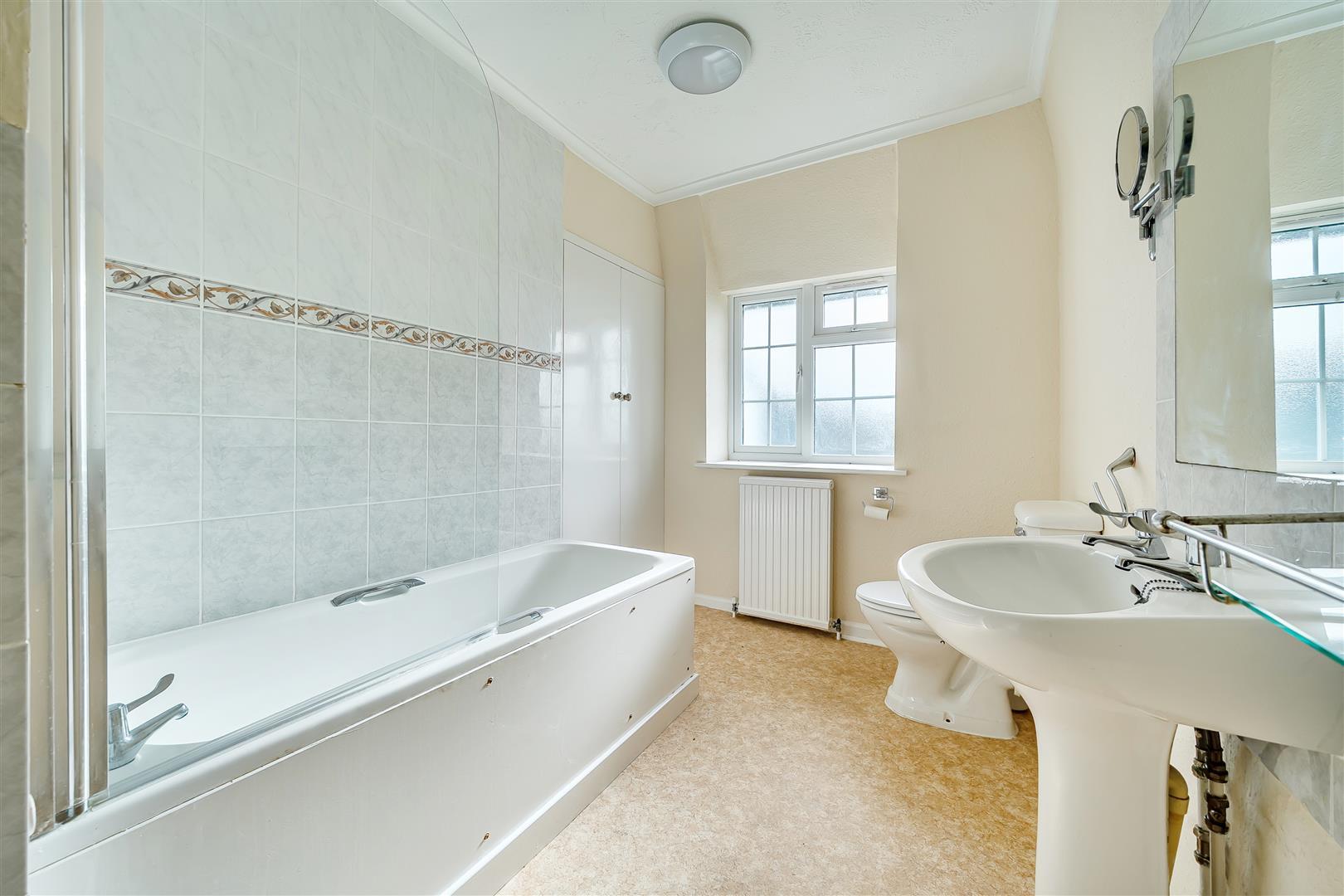 Property Image 37074353-8795-46b9-9a8f-92459f772697