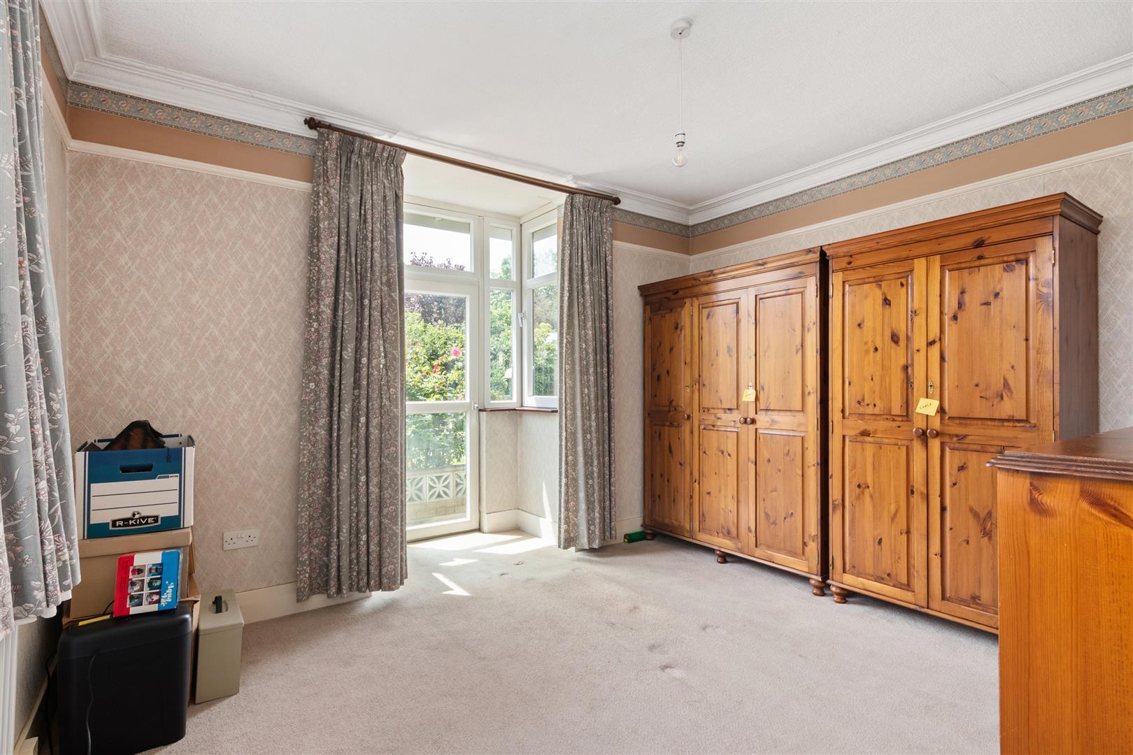 Property Image 370c3fed-8190-49de-a783-02b0a8e36d3c