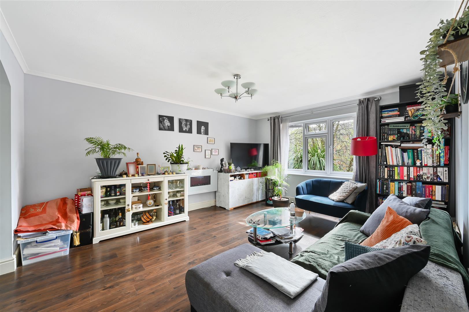 Property Image 3711fc9d-d682-43d7-8ec4-1971d82af0a3
