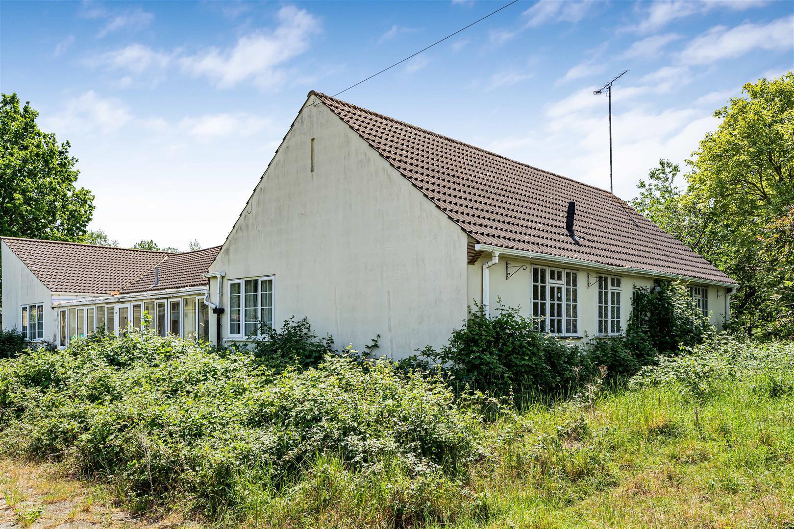 Property Image 371a4e15-4af8-4d77-85df-c25d420bf275