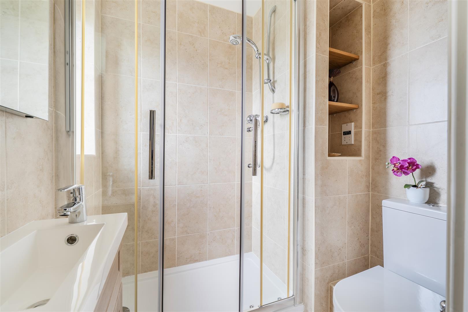 Property Image 371e00c7-5014-45b3-a578-89e63faf3396