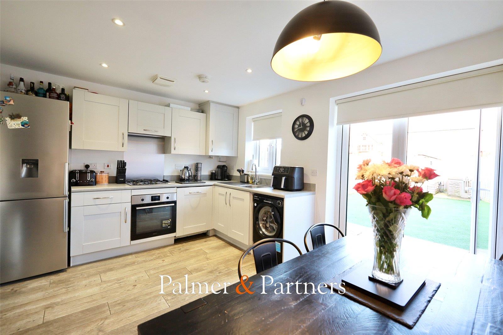 Property Image 37303cce-b51e-43d9-bf30-2501cff8b534
