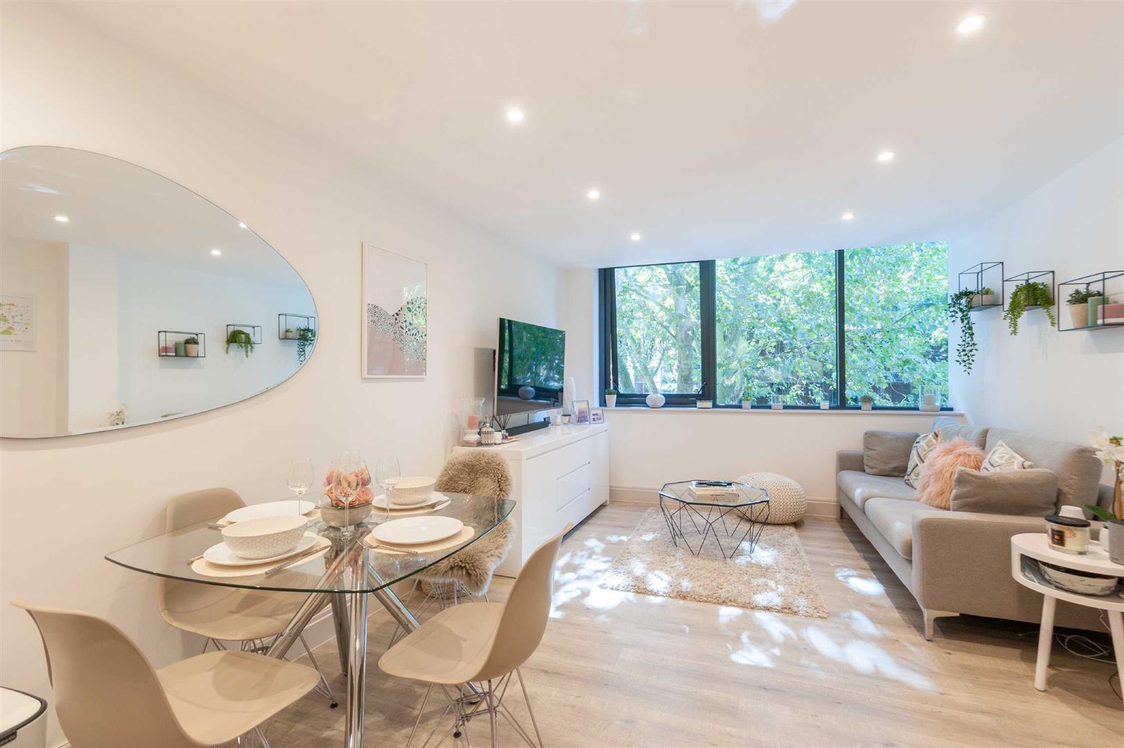Property Image 3732bc0e-b2f4-4721-b582-c6201a917a59