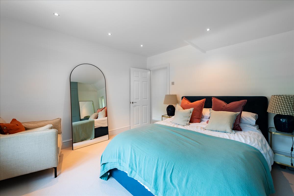 Property Image 373bc350-561f-436c-8196-474bd9b0645e