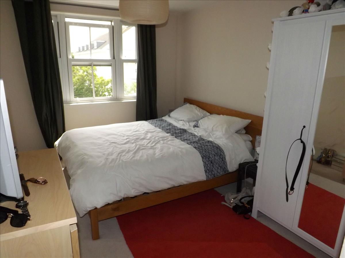 Property Image 373f1874-c125-424f-89ad-189557ddb7a6