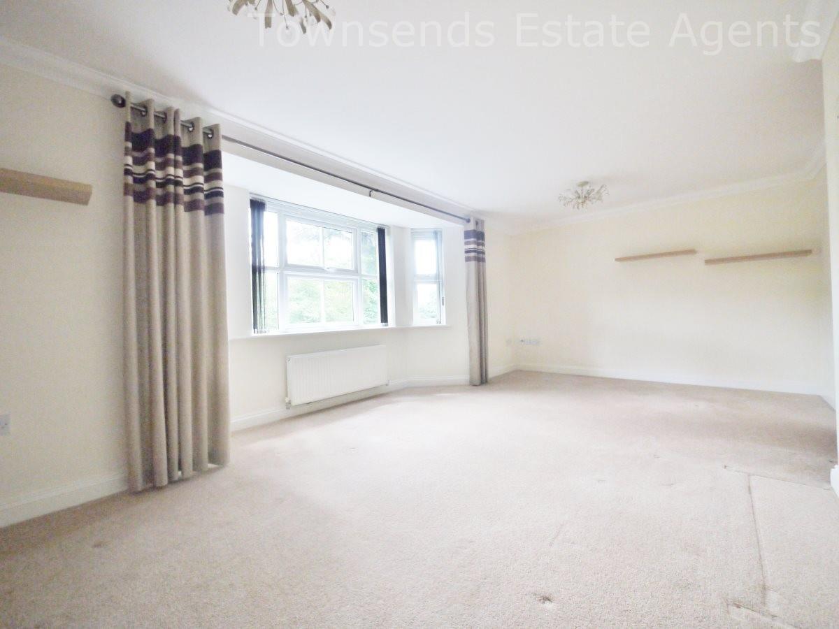 Property Image 374013dc-b129-4b7f-876c-92123a90a5ec