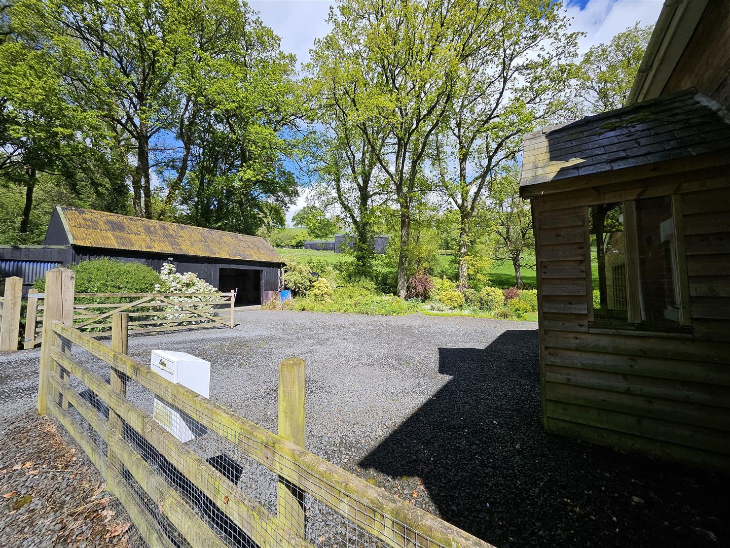 Property Image 37414bf0-01ef-49c2-99fe-26822444e445