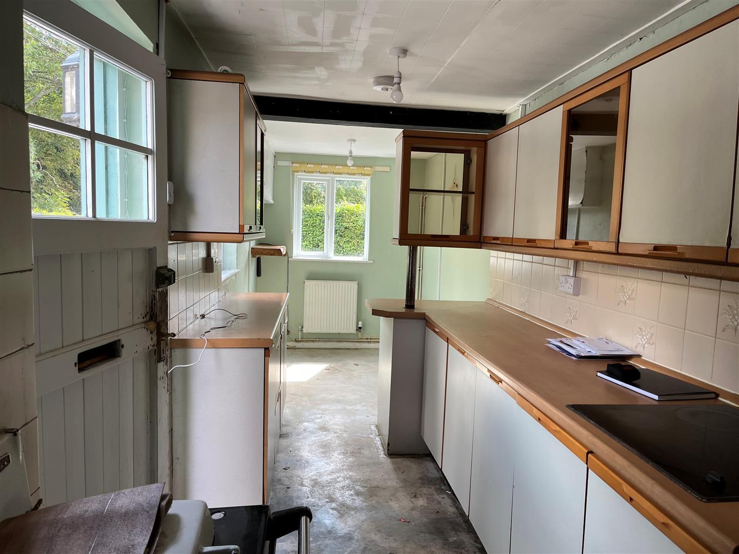 Property Image 3742bb08-b296-4c2c-9e13-4cf9348a0e8b