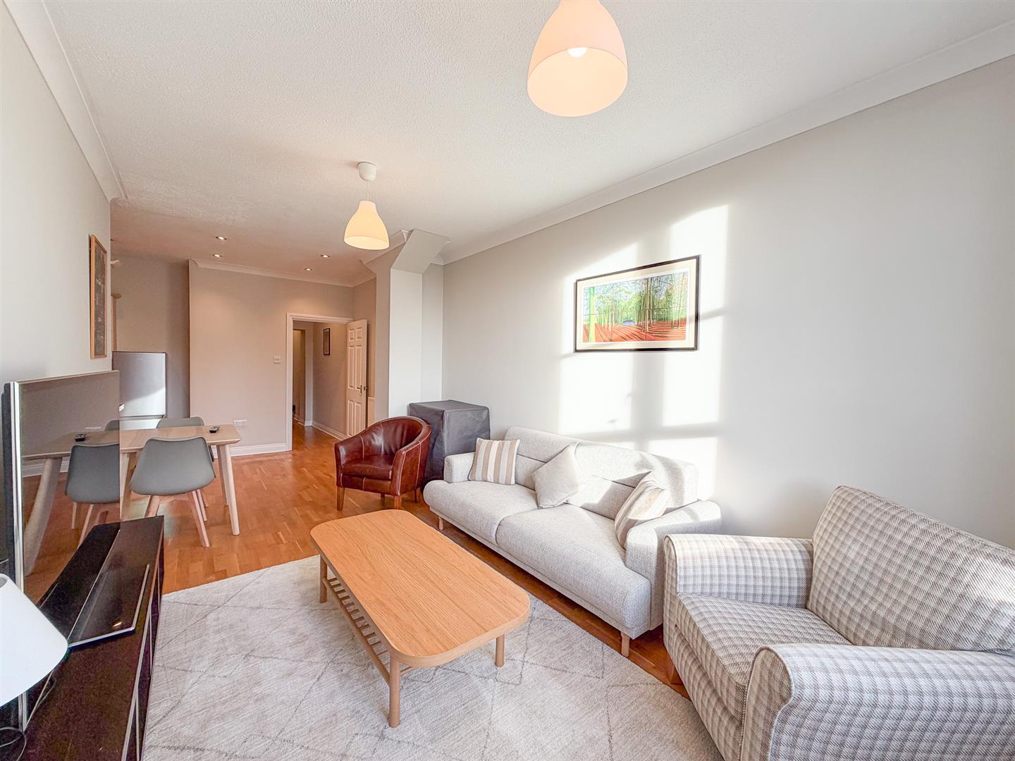 Property Image 374901b8-3e7b-478c-9603-f322712580cb