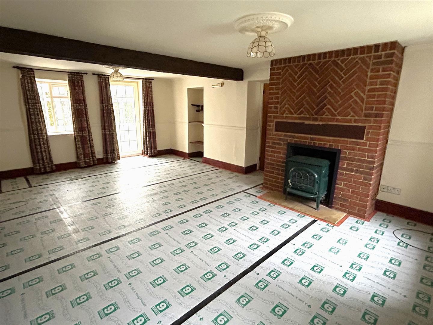 Property Image 374cbb45-9097-4a9a-b912-fc9b5110f519