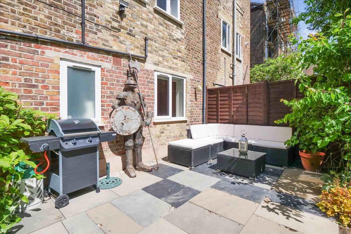 Property Image 3763b511-c879-4e48-acfa-31f2771c8147