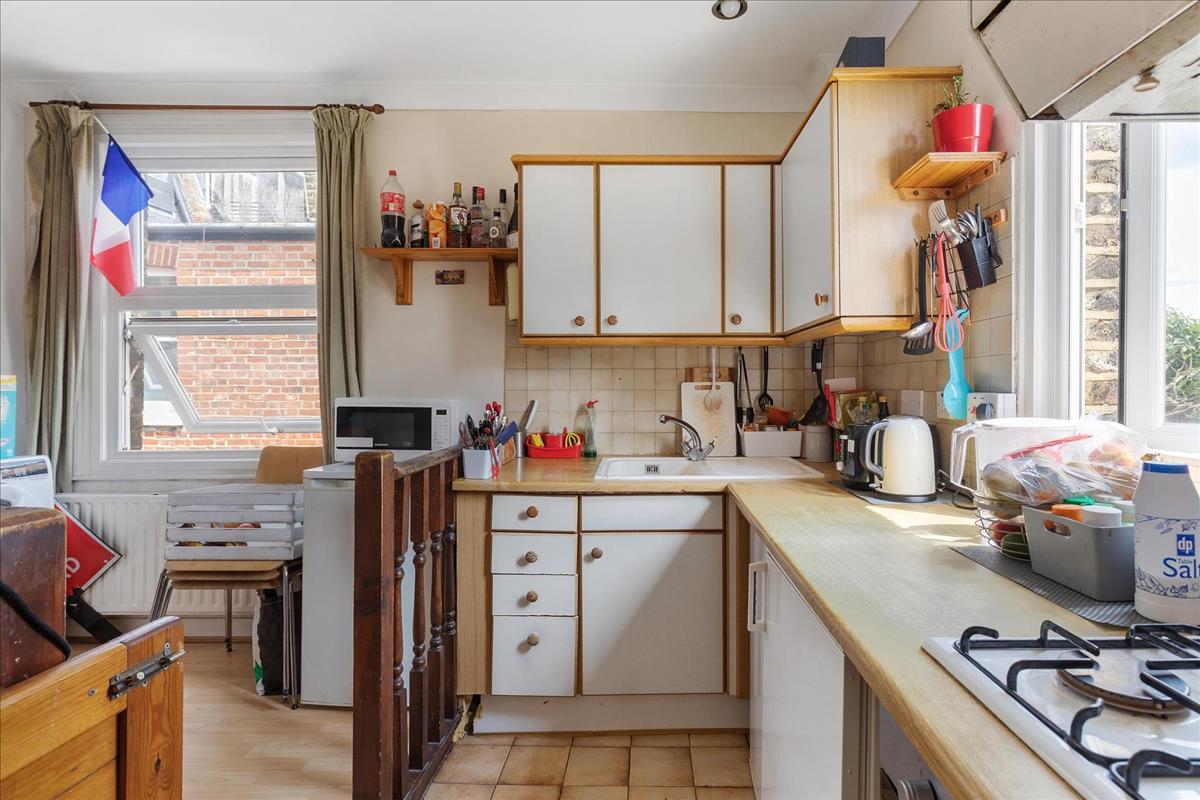 Property Image 376600f8-c464-42fc-95ef-b9f23768b932