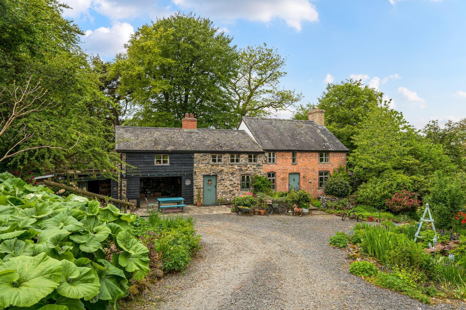 Property Image 3772d36d-2269-4e1e-855e-84e436f6900f