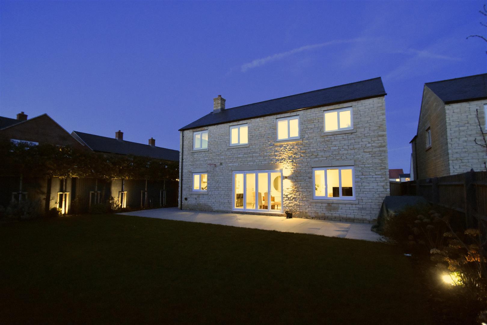 Property Image 378338c5-eaff-4b1c-8c9b-a332c965b279