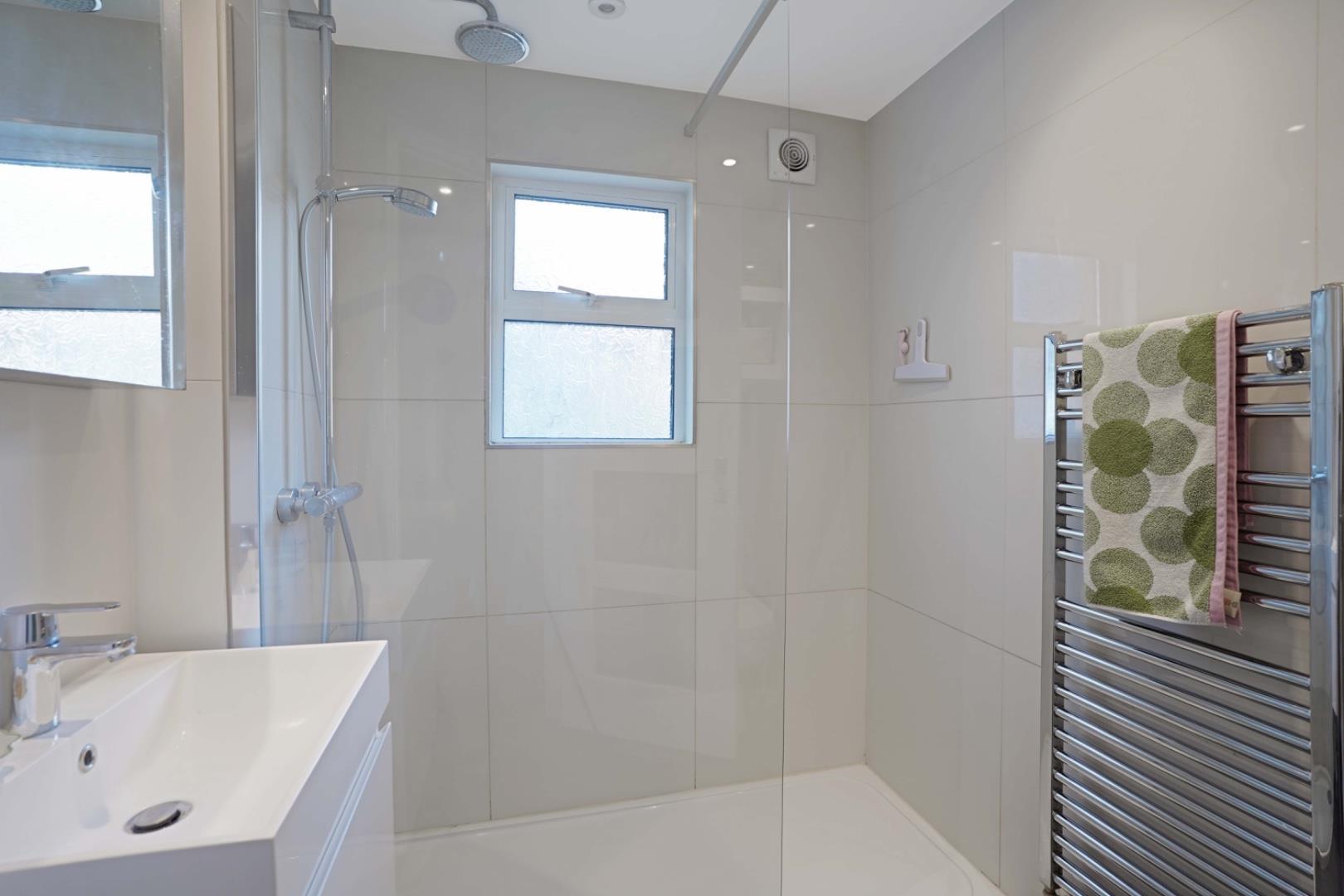 Property Image 3784012a-6036-42d9-9343-f37b0fc20504