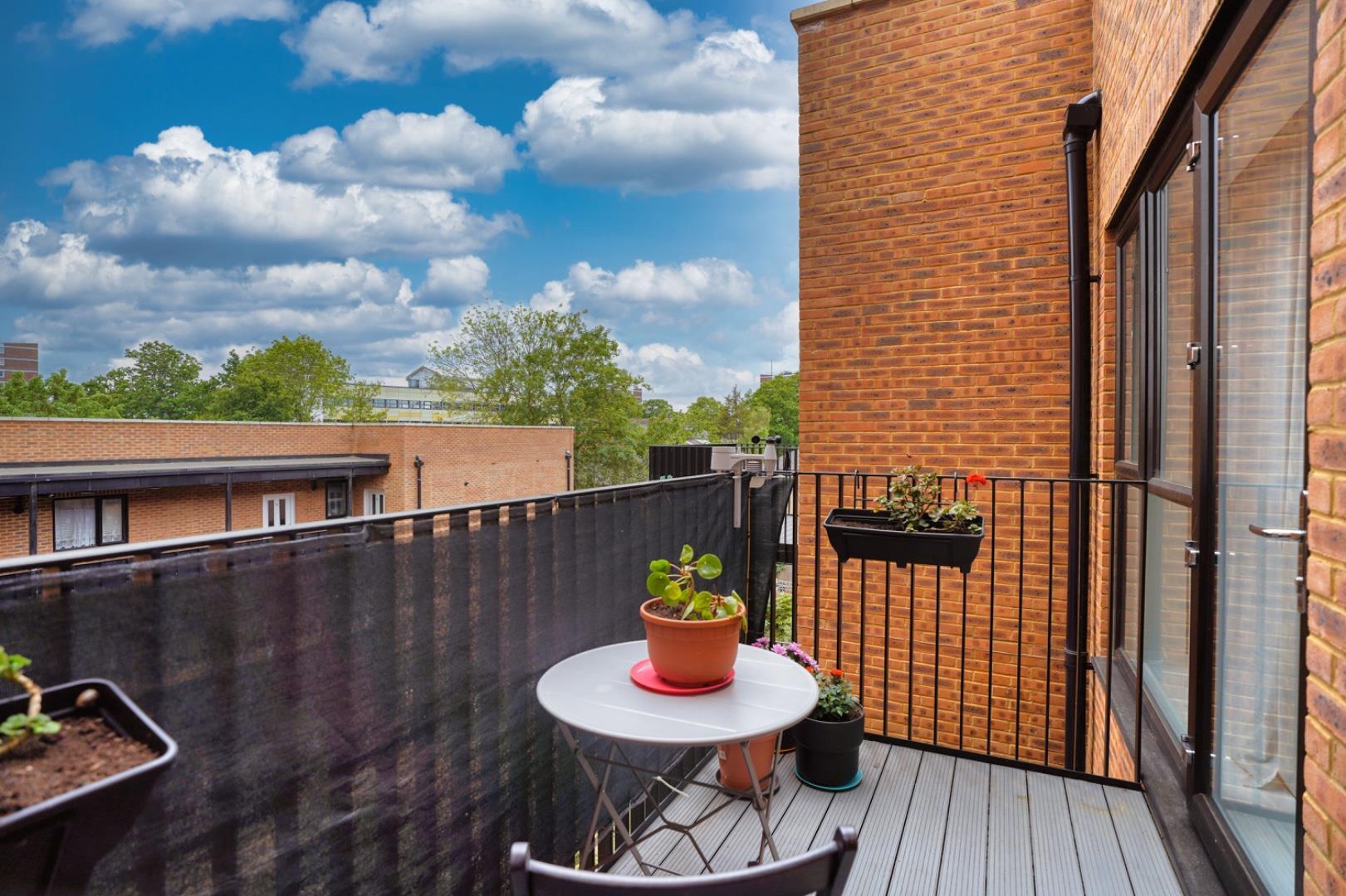 Property Image 378be32a-9379-43c5-a653-5f9962934139