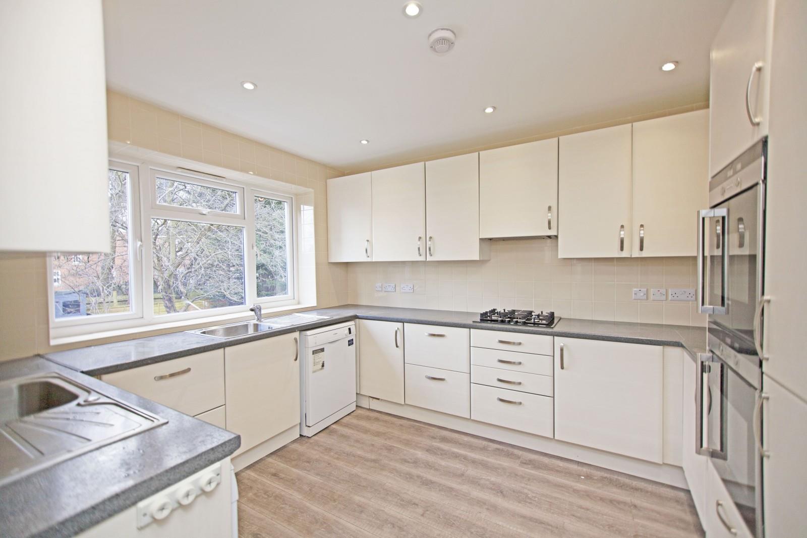 Property Image 379d2555-bfed-4ab3-b644-375d11633d8e