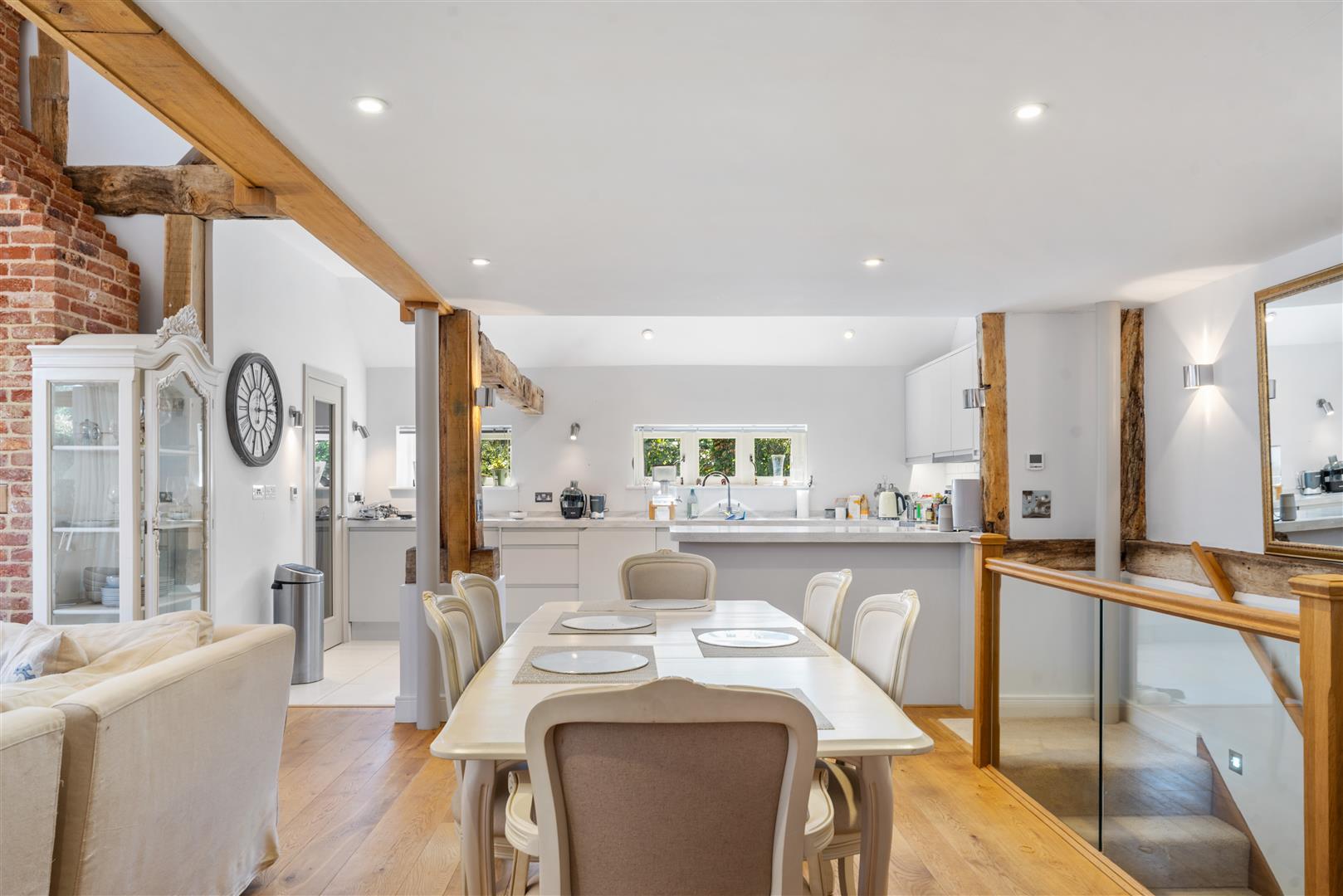 Property Image 37a21133-6561-4d53-9f39-90a6dac03856