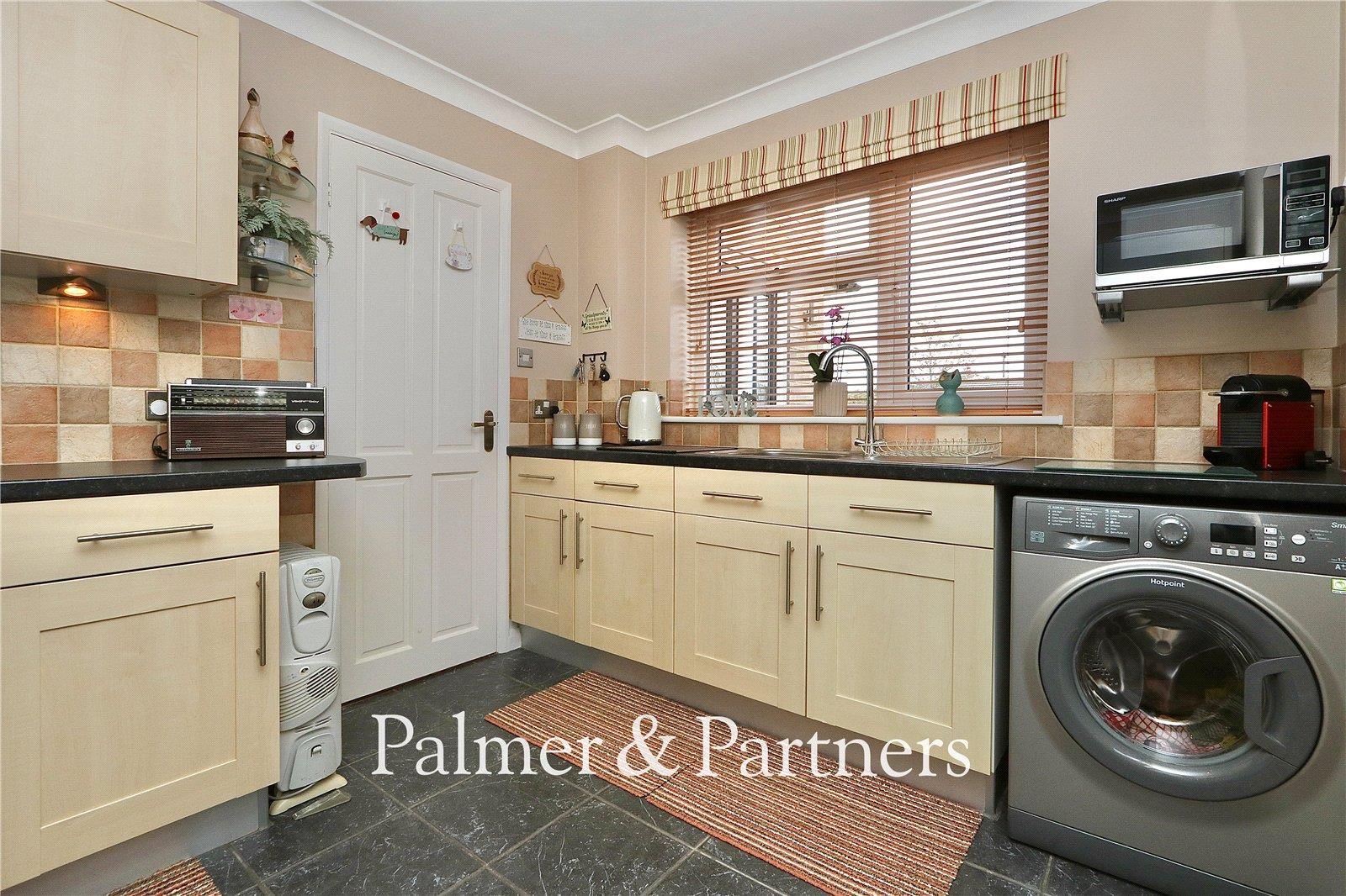 Property Image 37a27029-56c8-46e2-9a68-fcab0f64a4f2