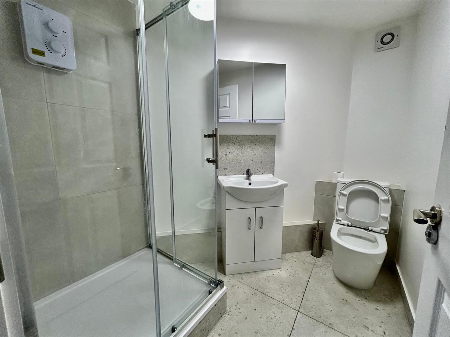 Property Image 37a3ecd6-a51c-460d-a598-aaa18eedf401