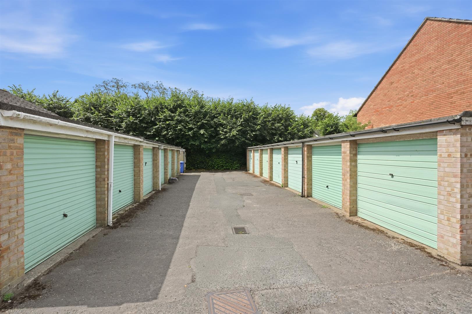 Property Image 37a5ad6f-0182-40af-85c7-f464afddc60a