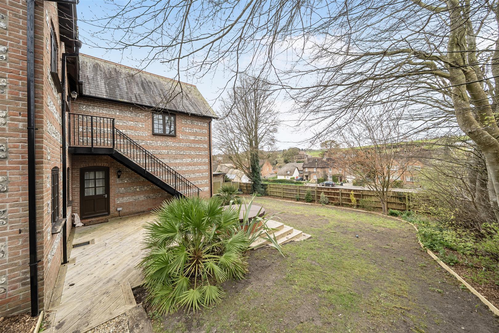 Property Image 37adc1f2-bd8f-47c3-8524-25ae498d53c1