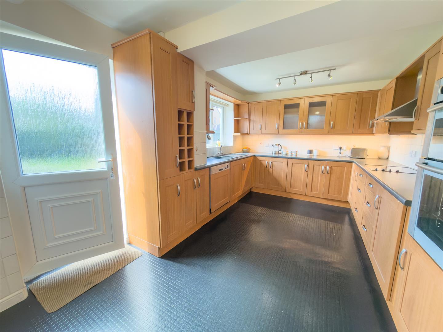 Property Image 37b85c99-8081-4d81-a542-121f4423abd0