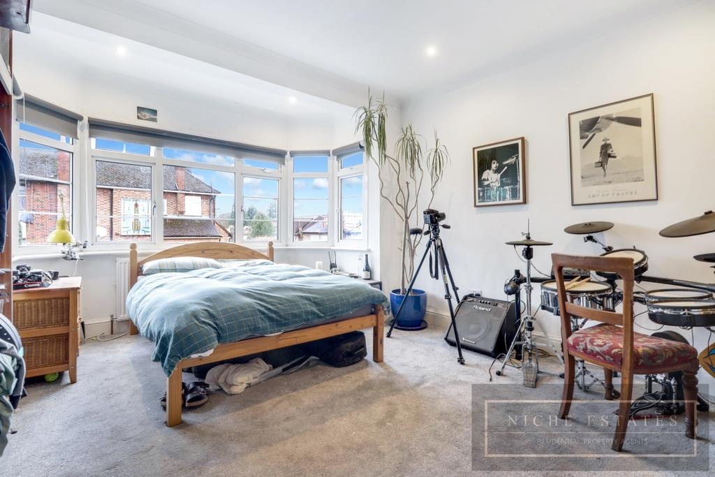 Property Image 37b870cb-d261-4151-8ece-5c1d189889c1