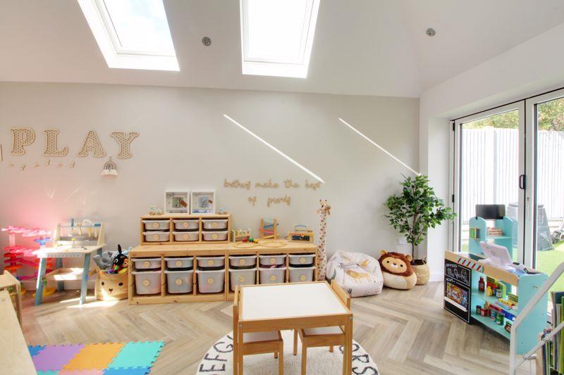 Property Image 37bb492e-831c-4469-ba52-381000d2b7b4