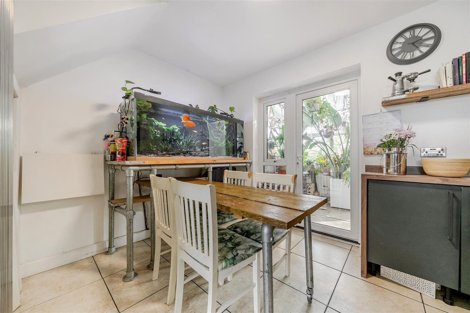 Property Image 37bd99bb-04f7-4c7e-a9ad-d5993fab2f2b