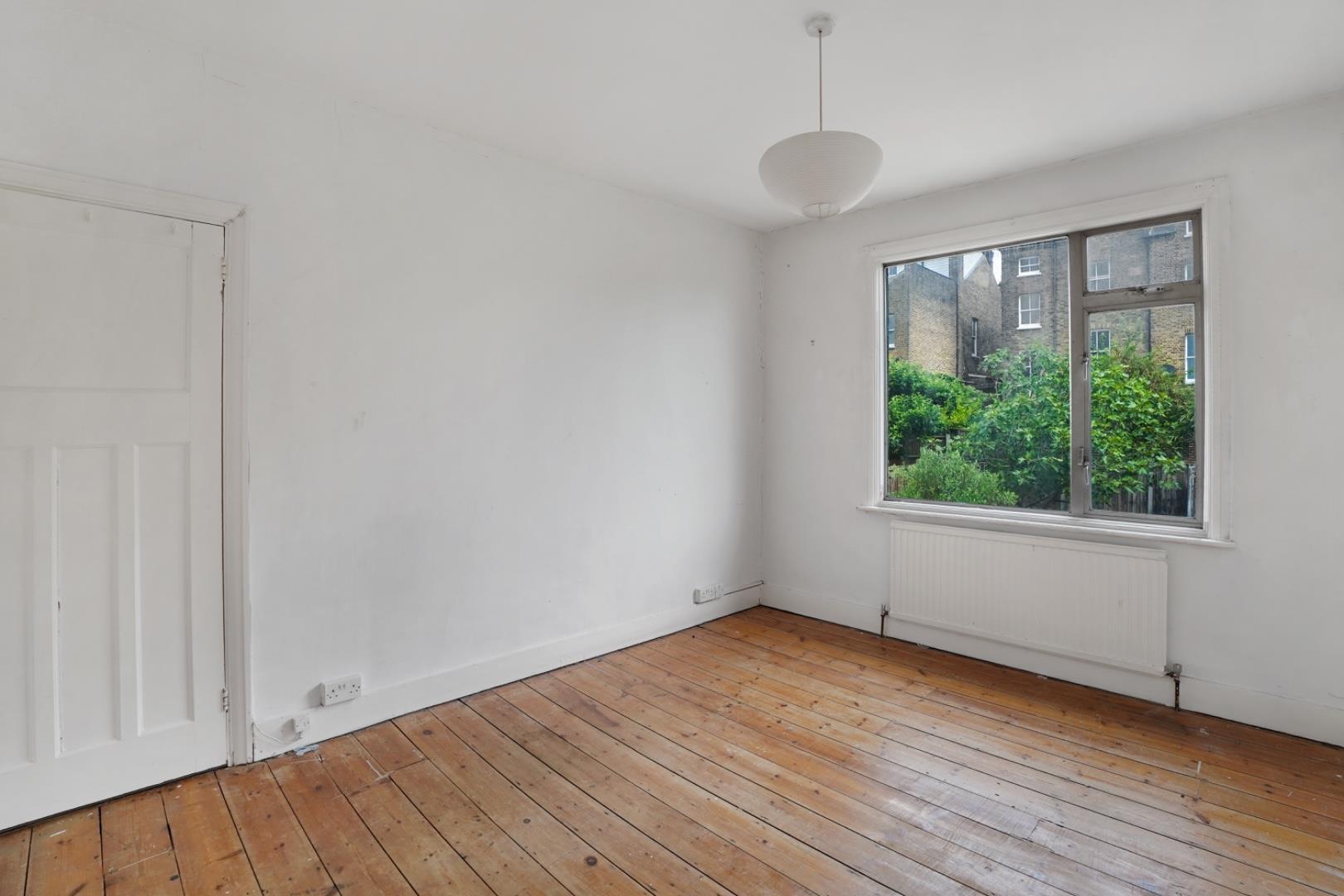 Property Image 37c271c7-0757-45c3-b826-7c0ddccfdd24