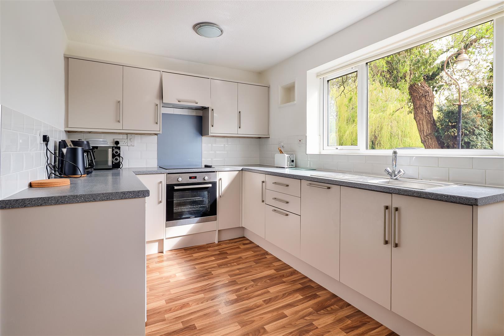Property Image 37cd54c8-5791-42fe-9fdc-b040a1f9d979
