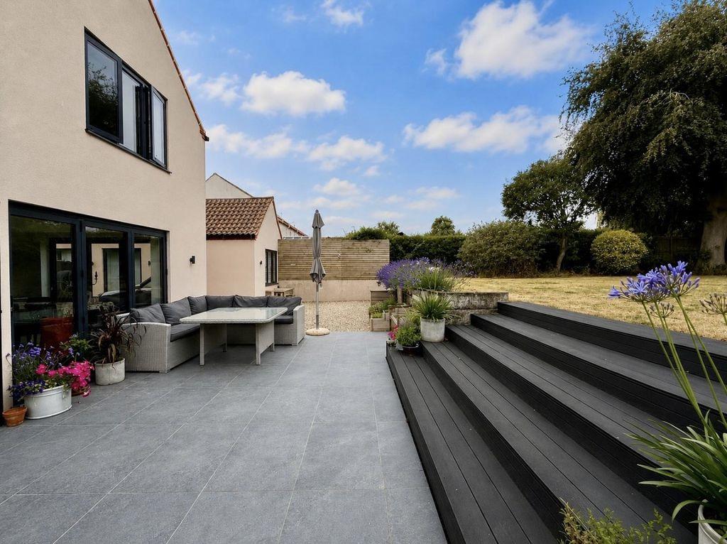 Property Image 37ce1d27-bfbb-42d7-afb6-3f3ebfac78be