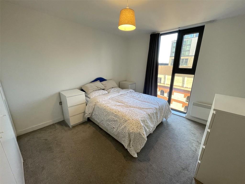 Property Image 37cfdc9b-2cfc-4e95-a83c-79f2b46669d7