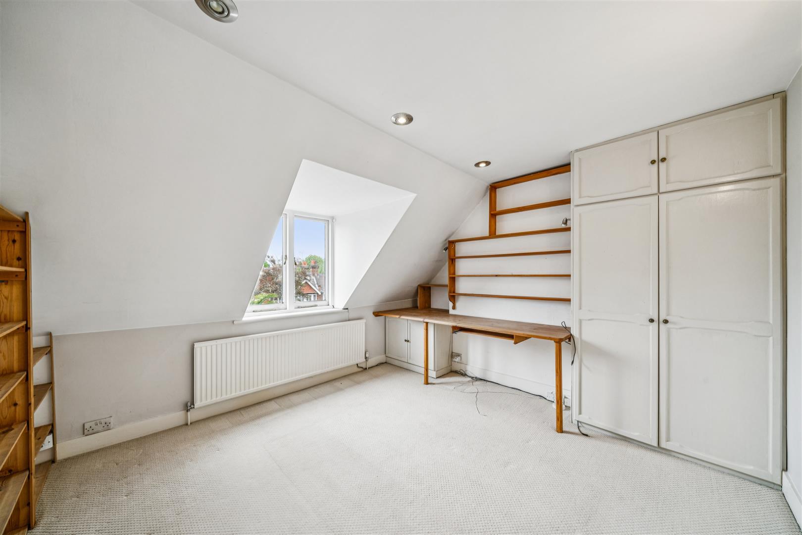 Property Image 37dc543d-8f9a-4973-8c87-2260c1d6f2c0