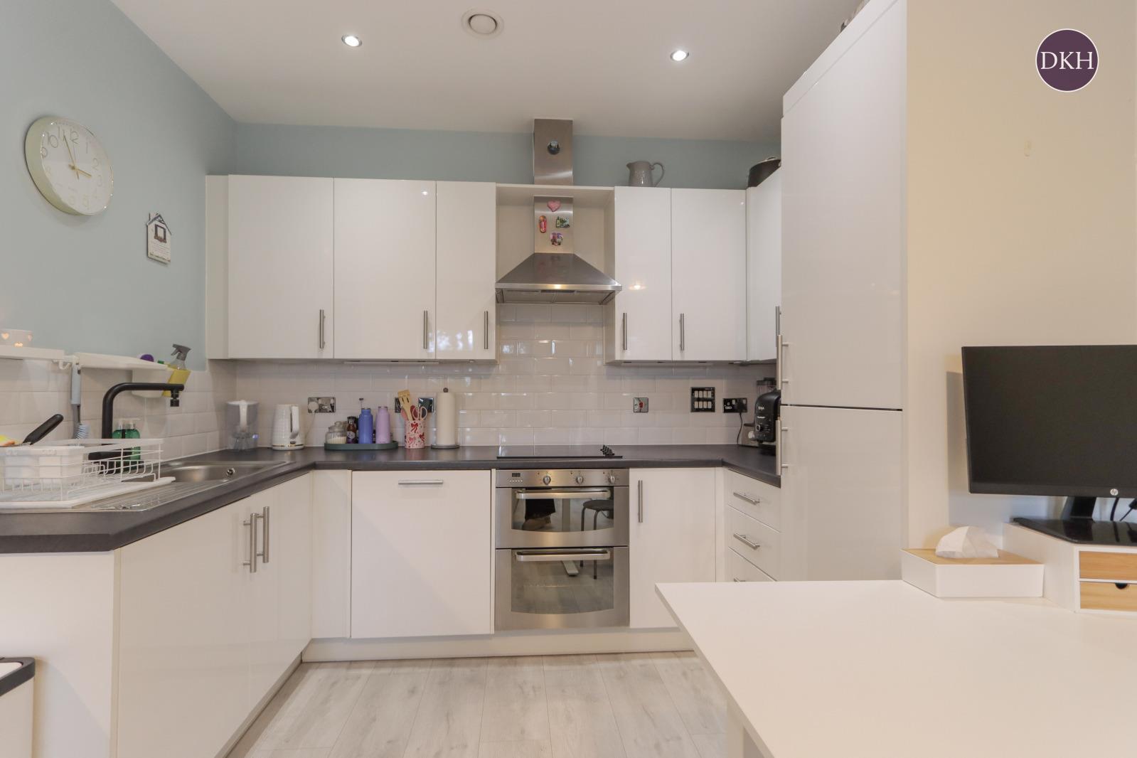 Property Image 37e207ab-7737-4c1a-ae2a-142c11d8c851
