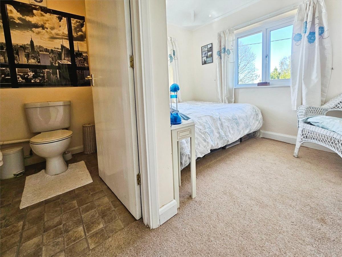 Property Image 37e9df12-10ea-43b3-a0b7-783a881acb8d