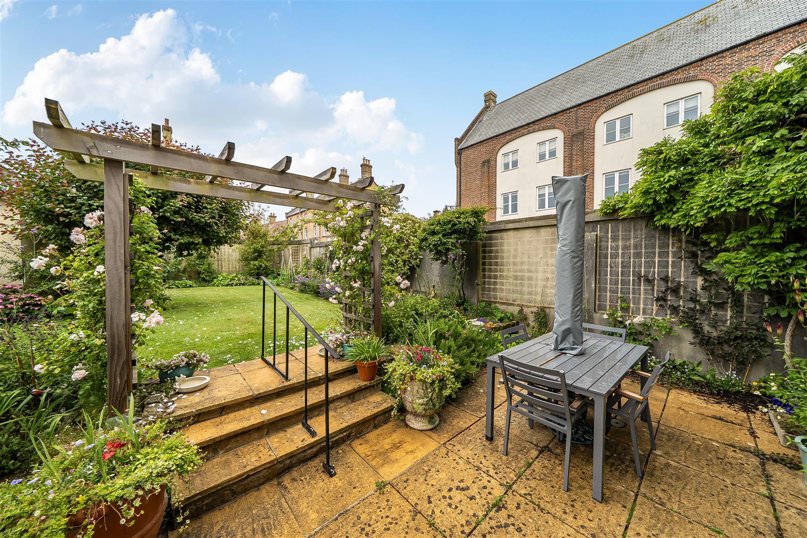 Property Image 37ebe58e-38bc-4a52-b741-cff04609cf1a