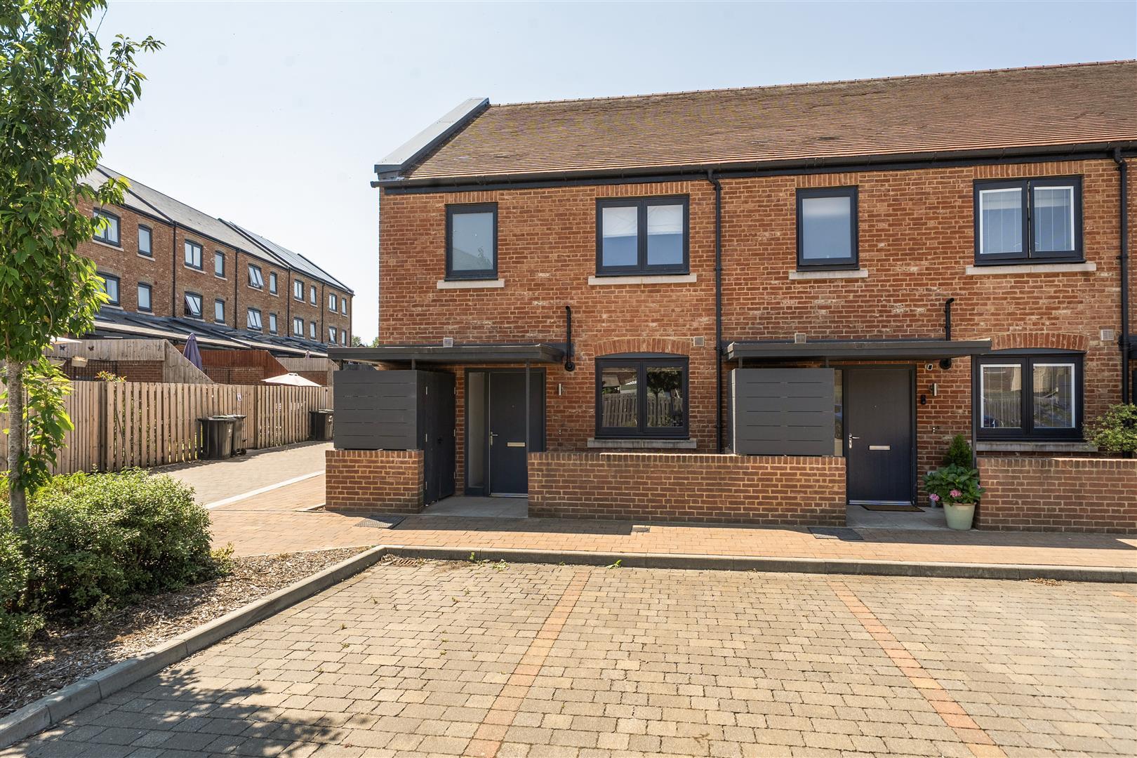 Property Image 37f0615a-d4c4-4a8b-9742-c950003f5ffd