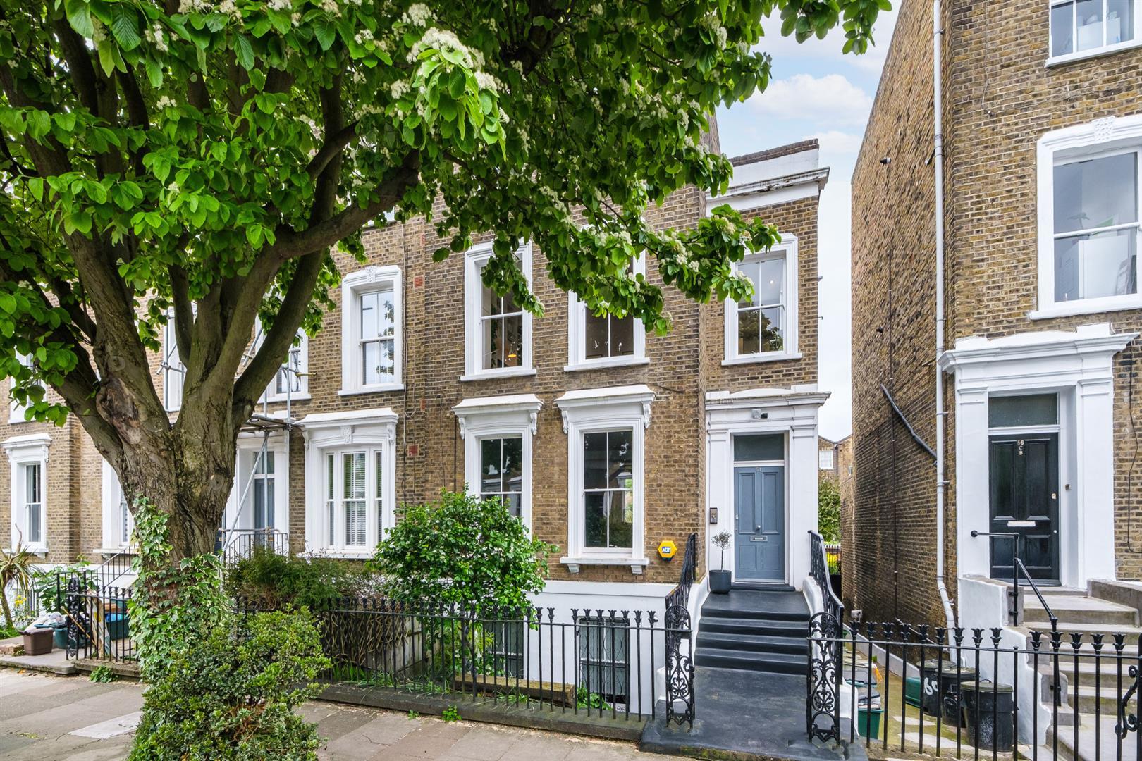 Property Image 37f7376b-ca62-4a43-b15e-1bd375b960d9