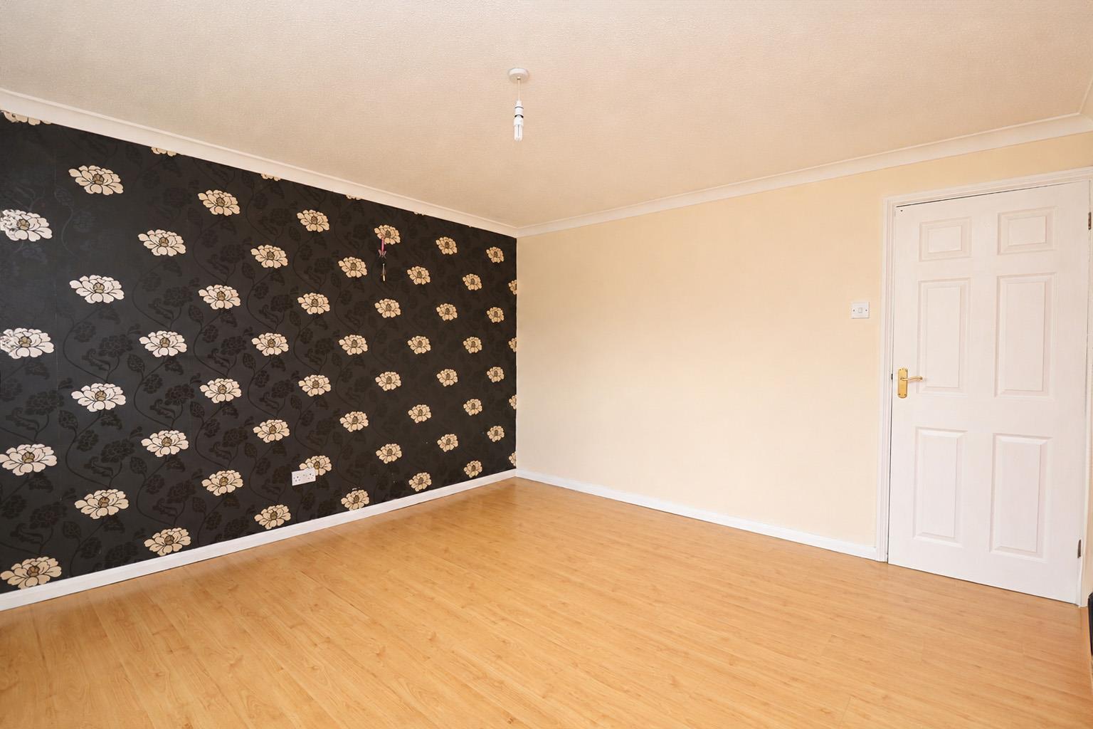 Property Image 37fc6fa0-9a19-4130-be36-7998913da47b